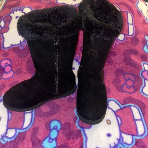 Cat & Jack girl boot - Picture 3 of 4